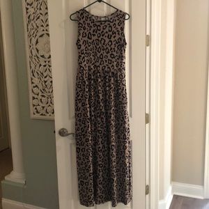 Leopard print maxi dress